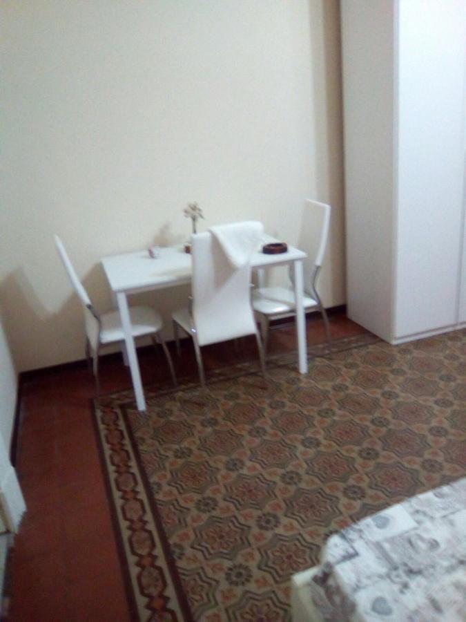 Casa Giuseppe Bed & Breakfast Catania Bagian luar foto